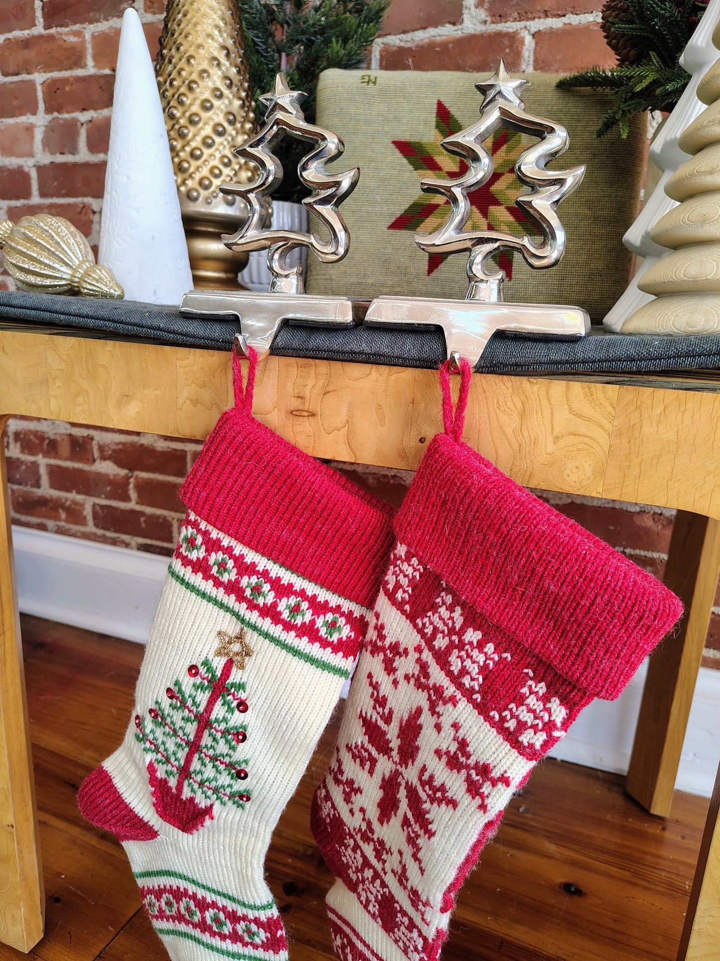 Pair of Silver Polished Christmas Tree Stocking Holders – Made in India