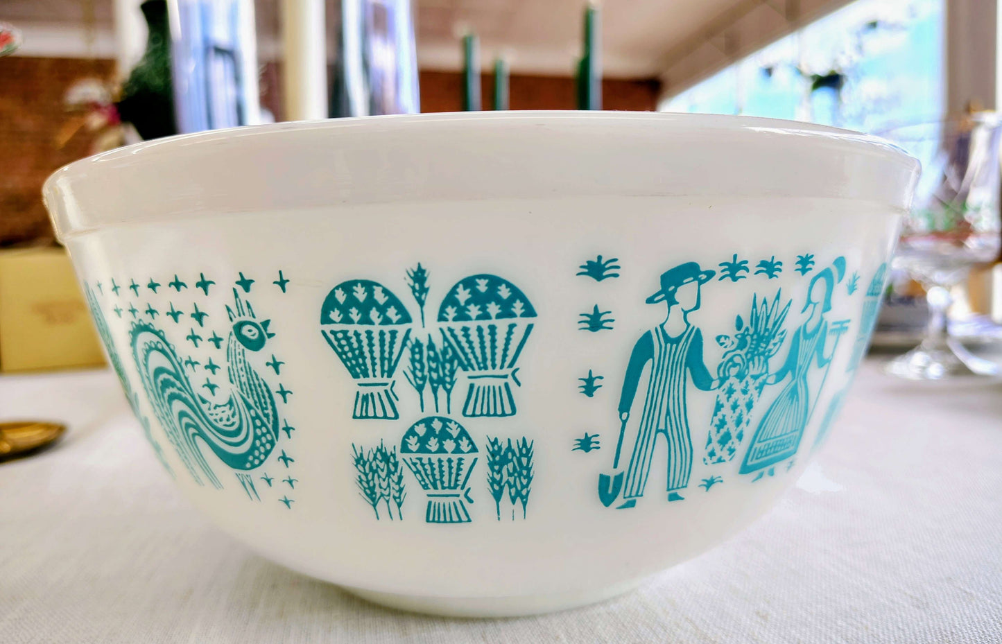 Vintage Pyrex Amish Butterprint Mixing Bowl – White with Blue Design (4” x 8.75”) – photo 3 of 7