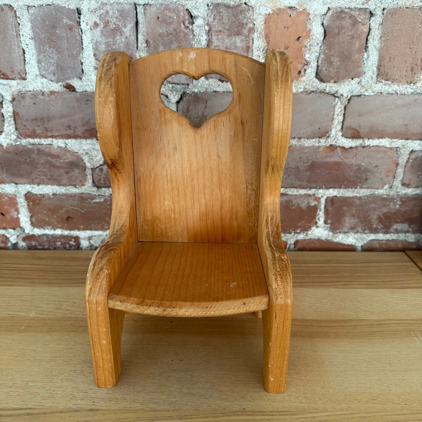 Vintage Solid Wood Heart Cutout Mini Chair Shelf Sitter