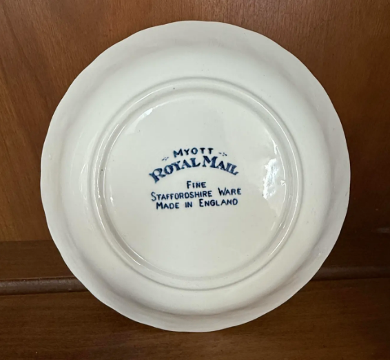 Vintage Staffordshire England Myott “Royal Mail” China Set – 60-Piece Service for 12, Never Used, Original Boxes (C. 1950s–60s)