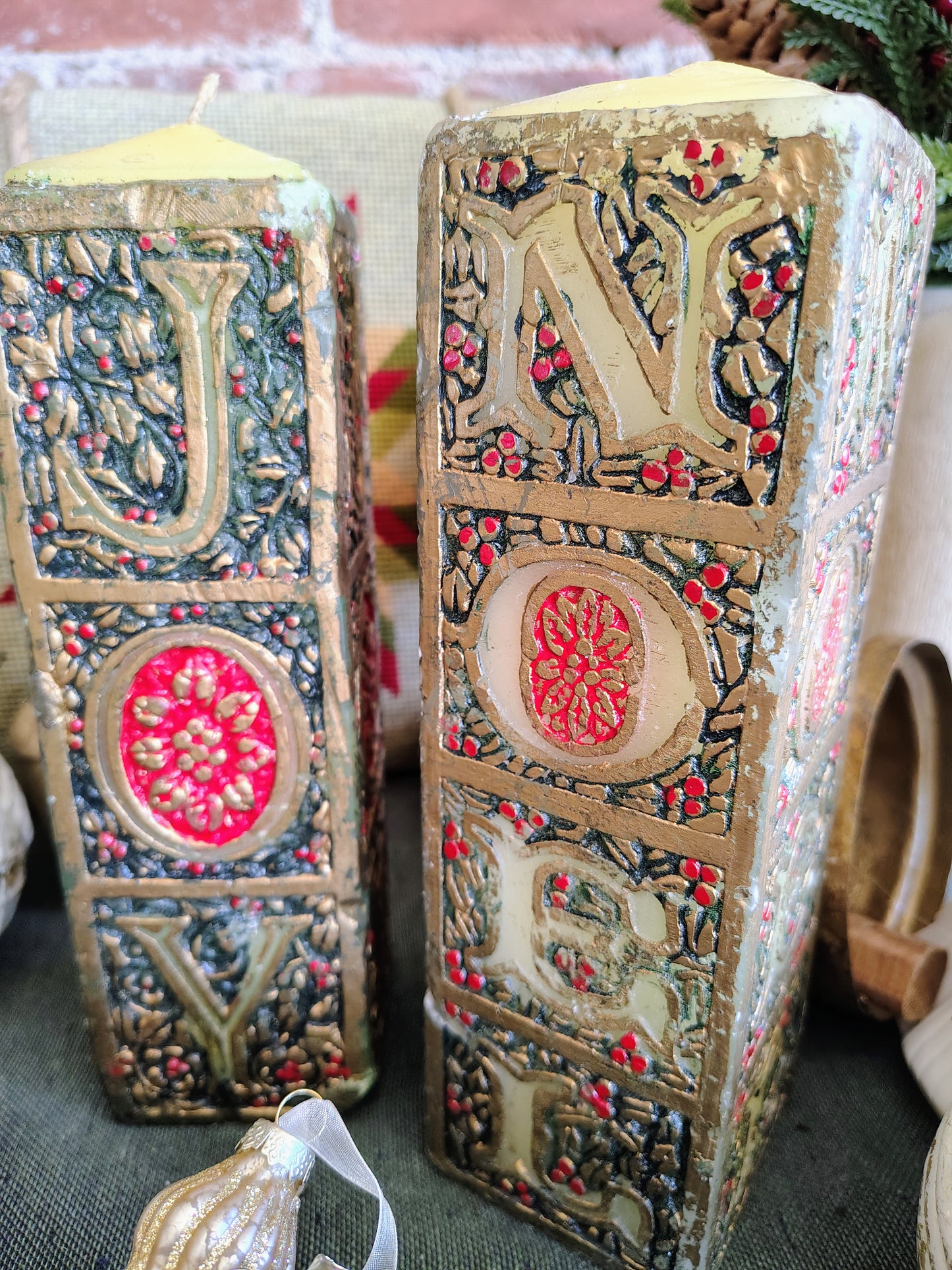 Vintage “JOY” and “NOEL” Embossed Christmas Pillar Candles – Gold, Red & Green