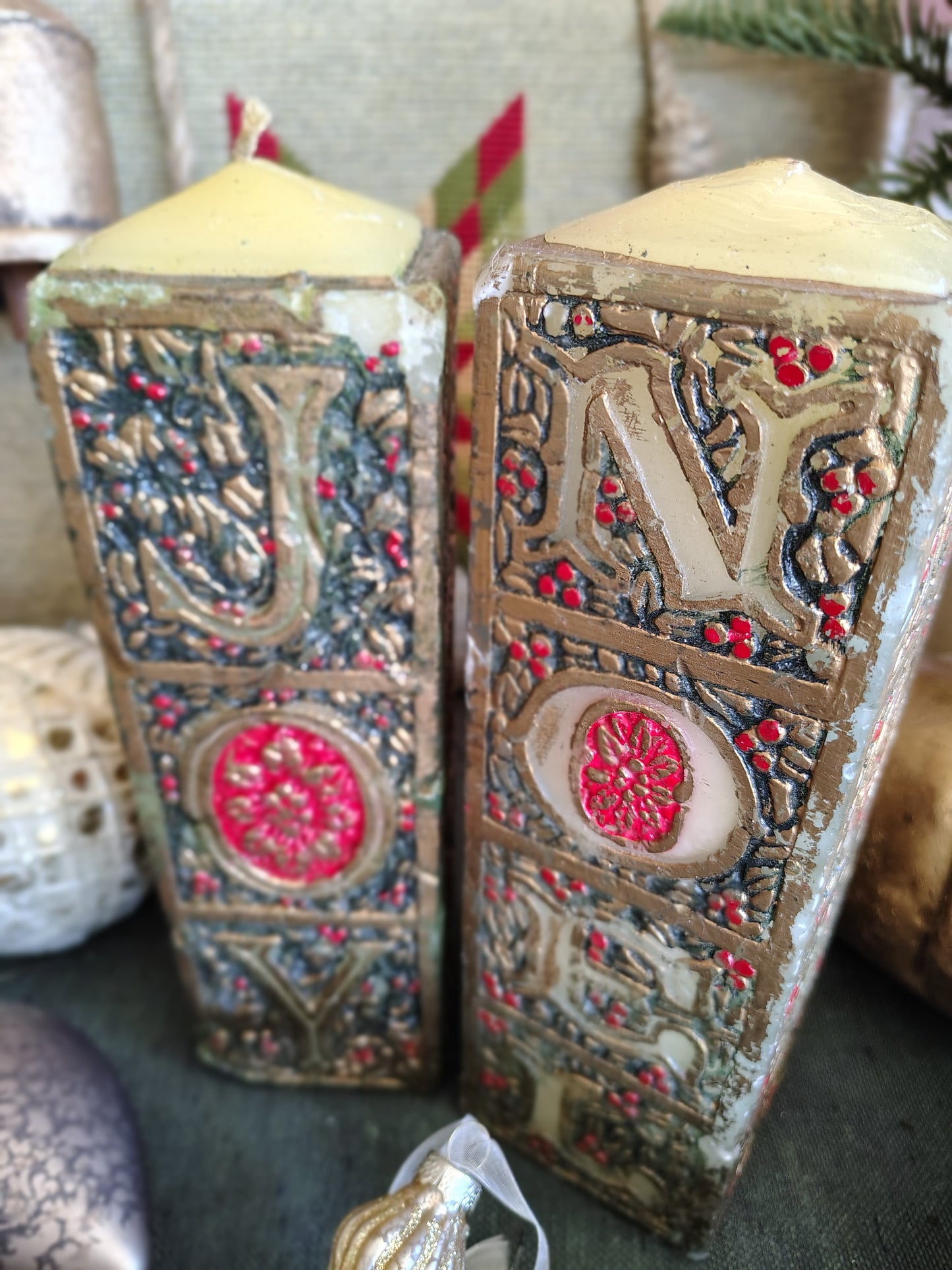 Vintage “JOY” and “NOEL” Embossed Christmas Pillar Candles – Gold, Red & Green