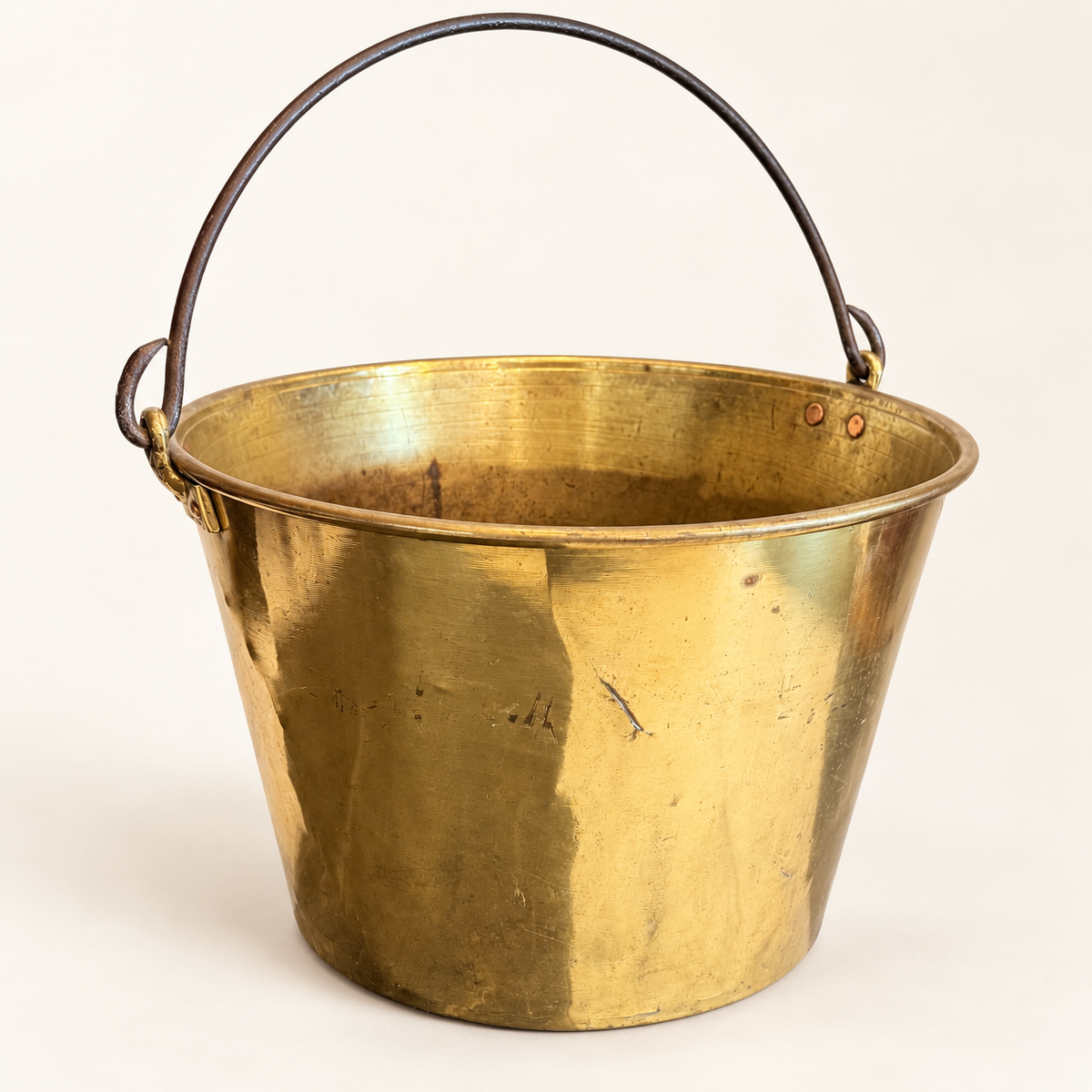 Antique H.W. Hayden patent spun brass pail with iron bail handle, photo 3 of 8