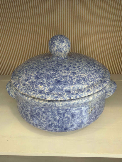 Bleu Cordon blue spongeware stoneware casserole with lid, front view