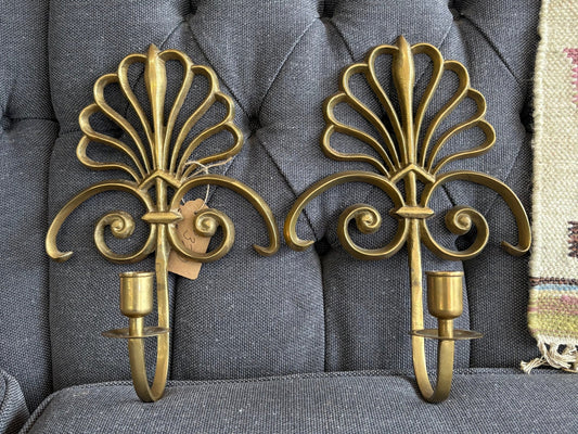 Brass Shell & Fleur - de - Lis Wall Sconces, Pair — Hollywood Regency, c. 1970s–80s, 13" - Loom Vintage