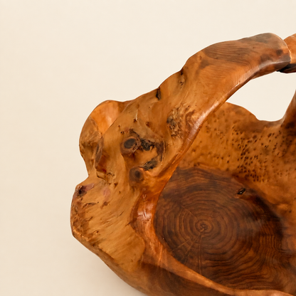 Detail of the live-edge rim and burl texture