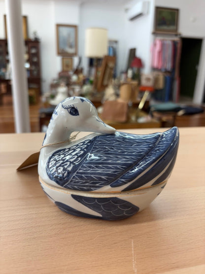 Ceramic Blue and White Duck Trinket Box with Lid – Vintage Decorative Dish - Loom Vintage