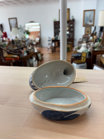 Ceramic Blue and White Duck Trinket Box with Lid – Vintage Decorative Dish - Loom Vintage