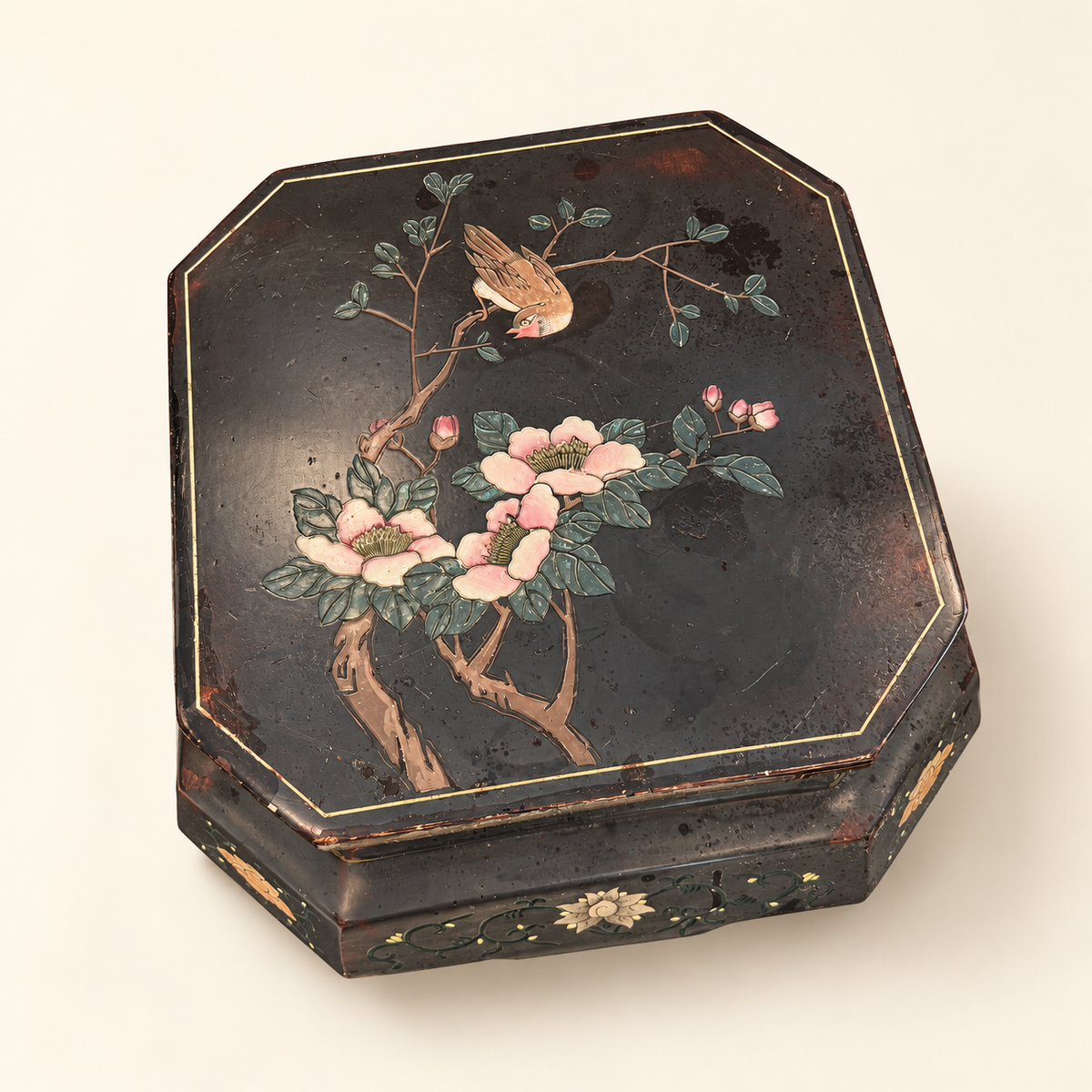 Greek key border on hexagonal lacquer stool
