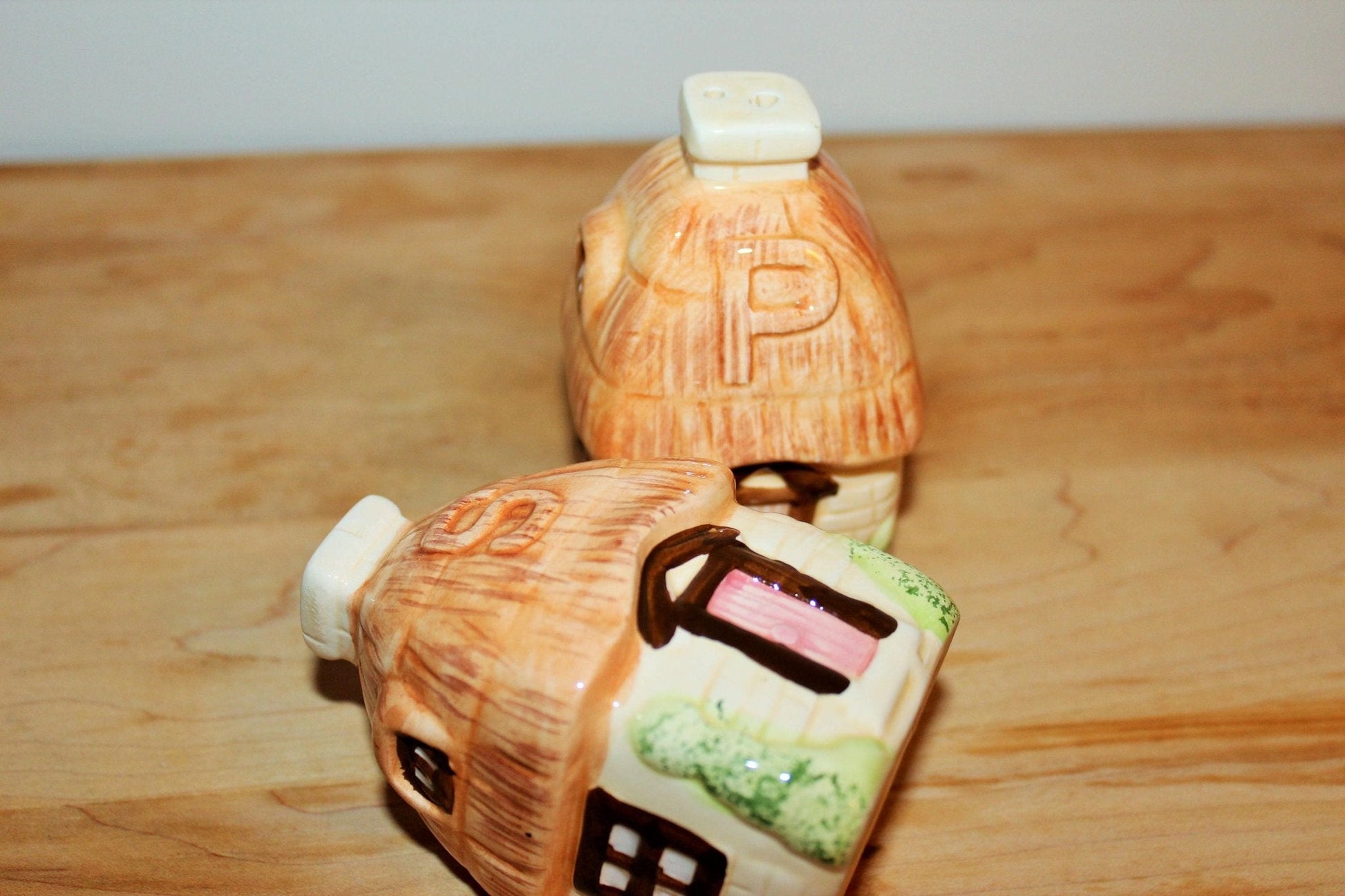 Cottage Salt and Pepper Shakers, Country, Ceramic Collectible, Country Kitchen, Mid Century Vintage, Country Chic, Shabby Chic - Loom Vintage