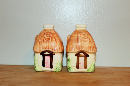 Cottage Salt and Pepper Shakers, Country, Ceramic Collectible, Country Kitchen, Mid Century Vintage, Country Chic, Shabby Chic - Loom Vintage