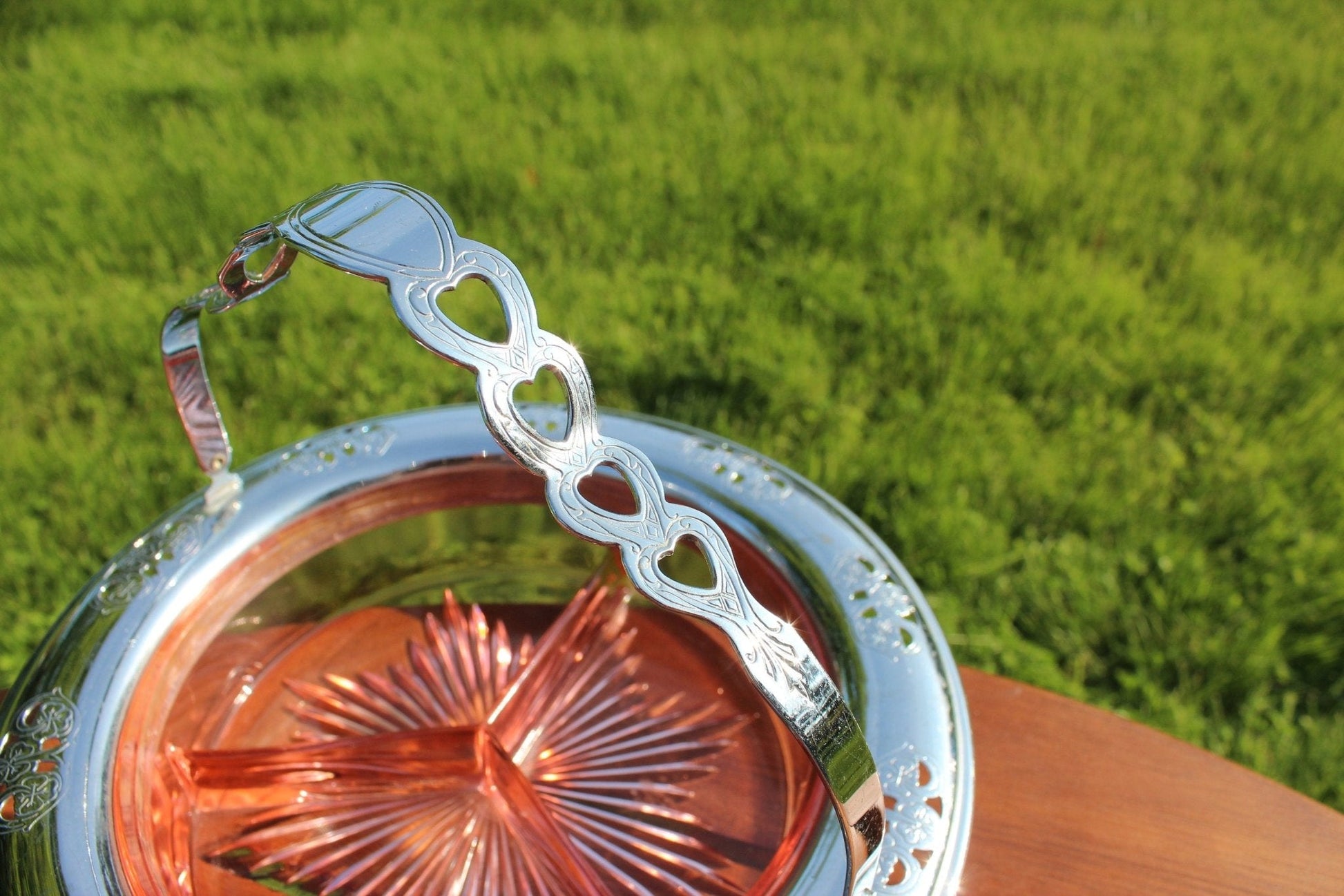 Depression Pink Glass Divided Dish in Silver - Plate Carrier — Floral Carrier, 9"W - Loom Vintage