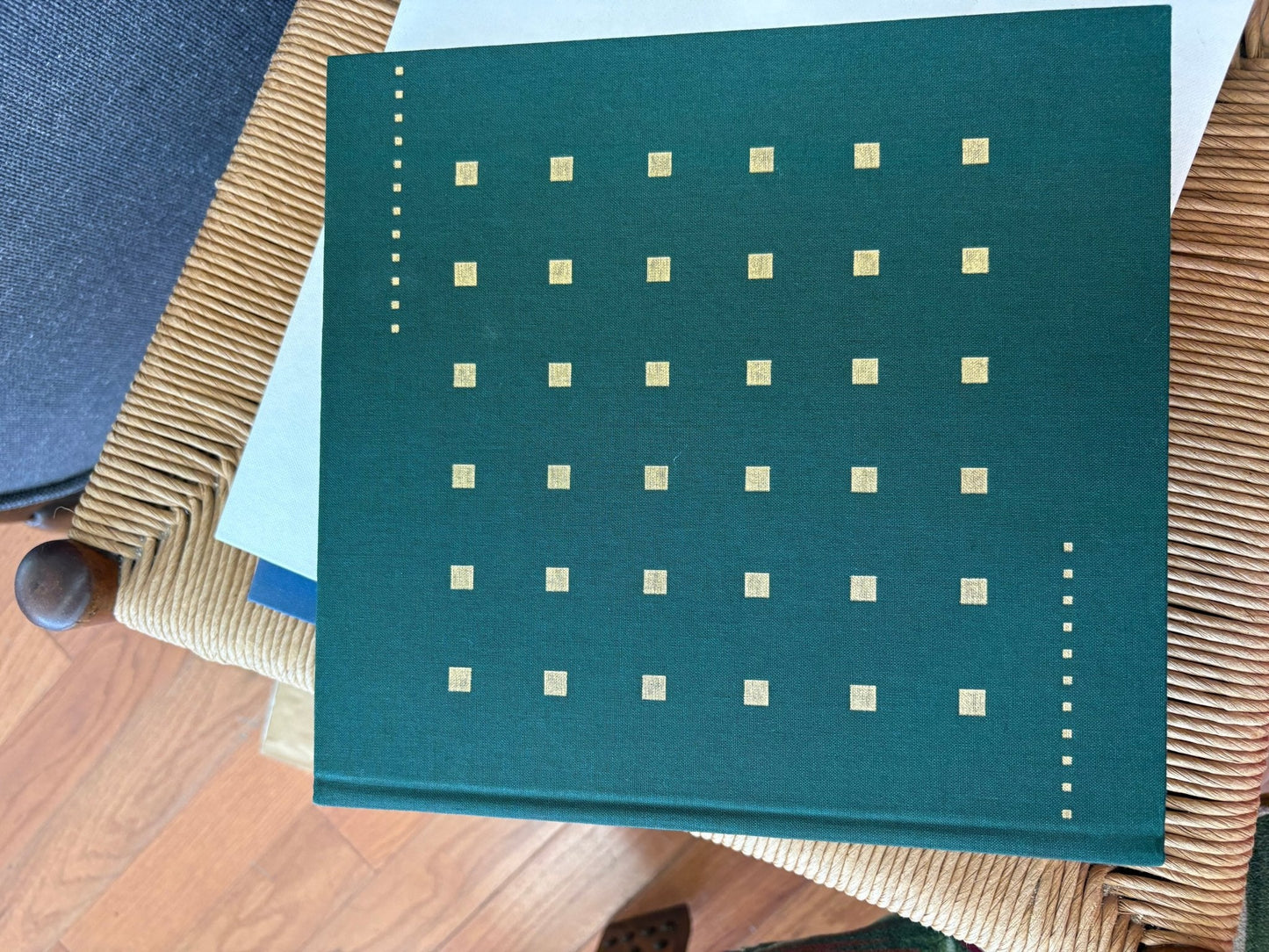 Du Pont: 200 Years of an American Family – Decorative Green Linen Book - Loom Vintage