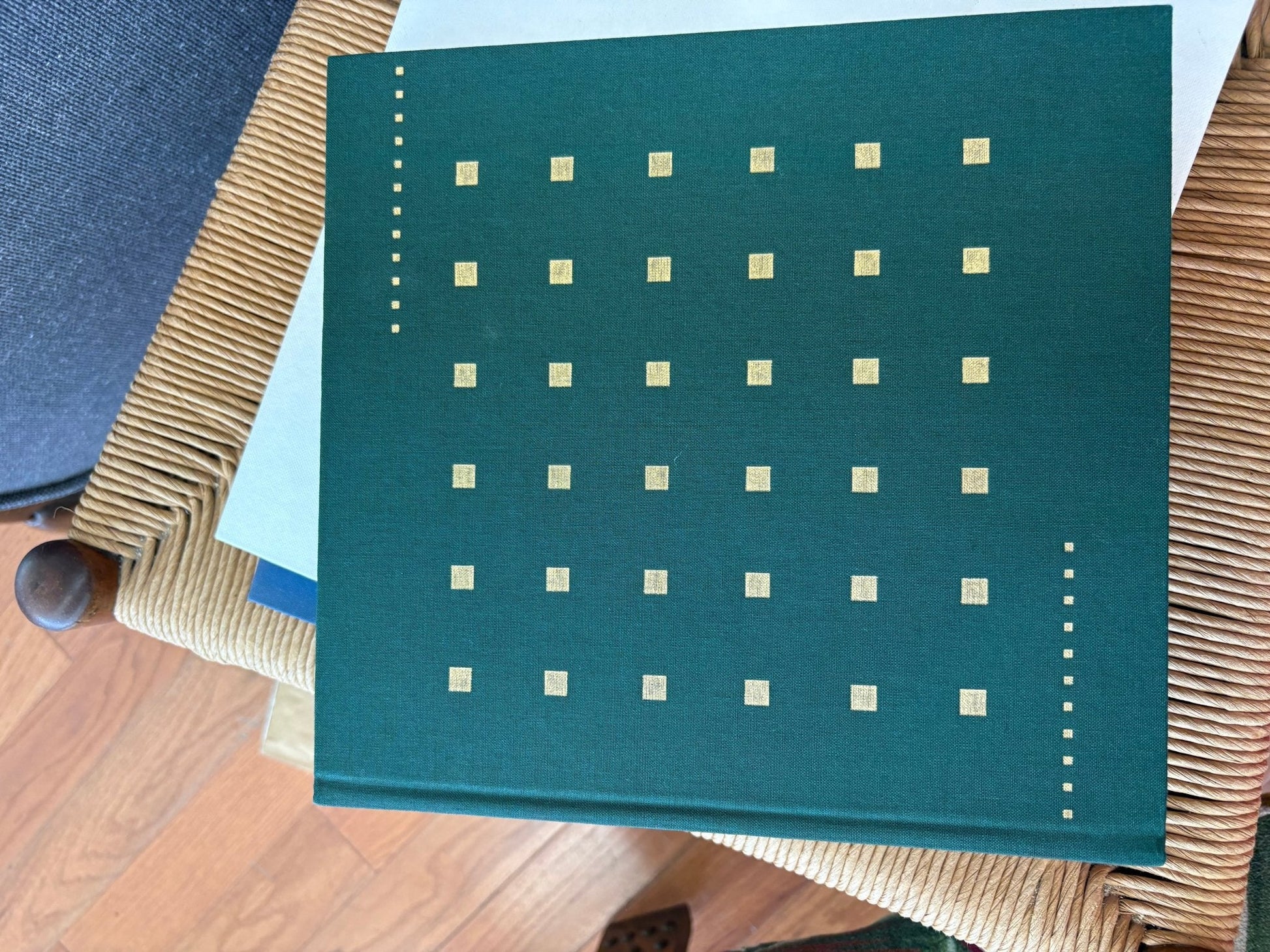 Du Pont: 200 Years of an American Family – Decorative Green Linen Book - Loom Vintage