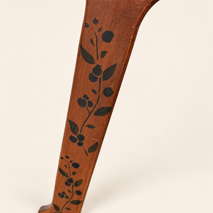Tall carry handle of country folk art step stool