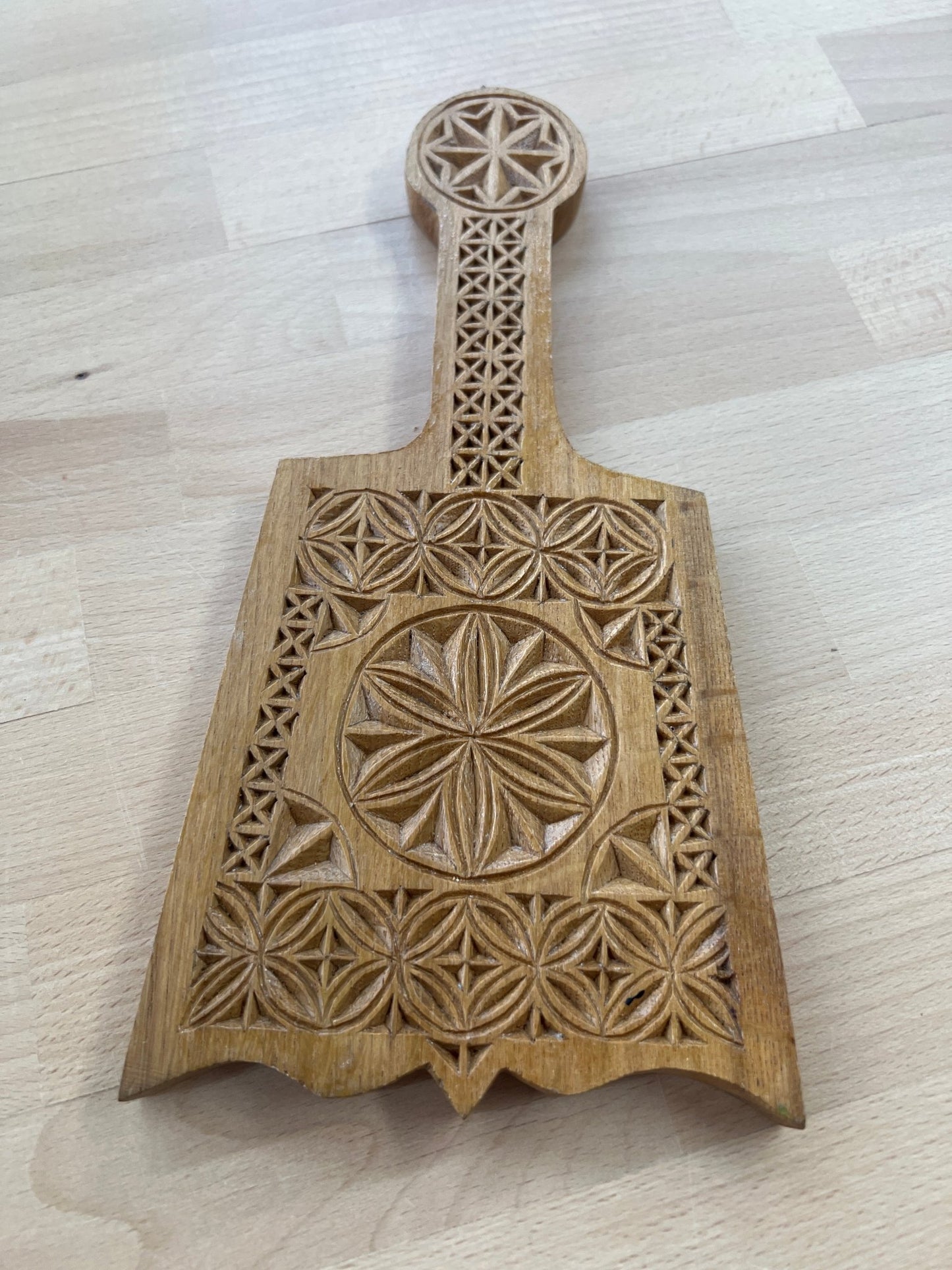 Hand - Carved Wood Trivet — Geometric Star & Lattice Cutwork, Paddle Form, Folk Art - Loom Vintage