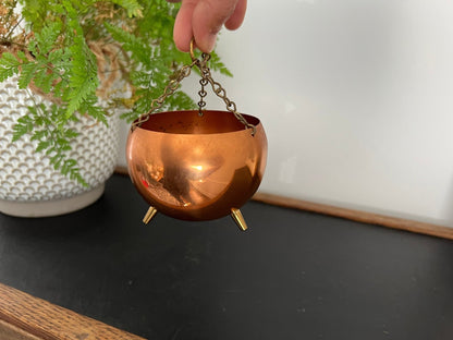 Hanging Copper Pail Planter with Chain — Vintage Farmhouse, c. Early–Mid 20th Century - Loom Vintage