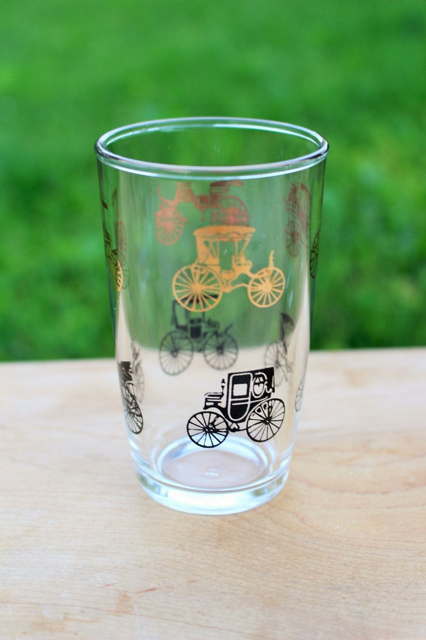 Hazel - Atlas Gold Buggy/Carriage Juice Glasses, Set of 4 — Black & Gold, 3.75"H, 1950s - Loom Vintage