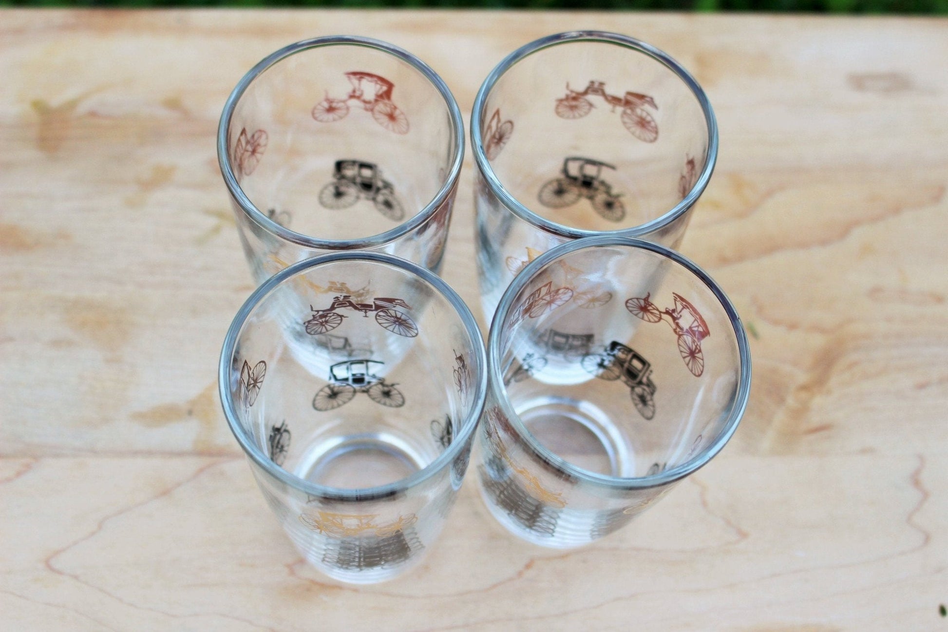 Hazel - Atlas Gold Buggy/Carriage Juice Glasses, Set of 4 — Black & Gold, 3.75"H, 1950s - Loom Vintage