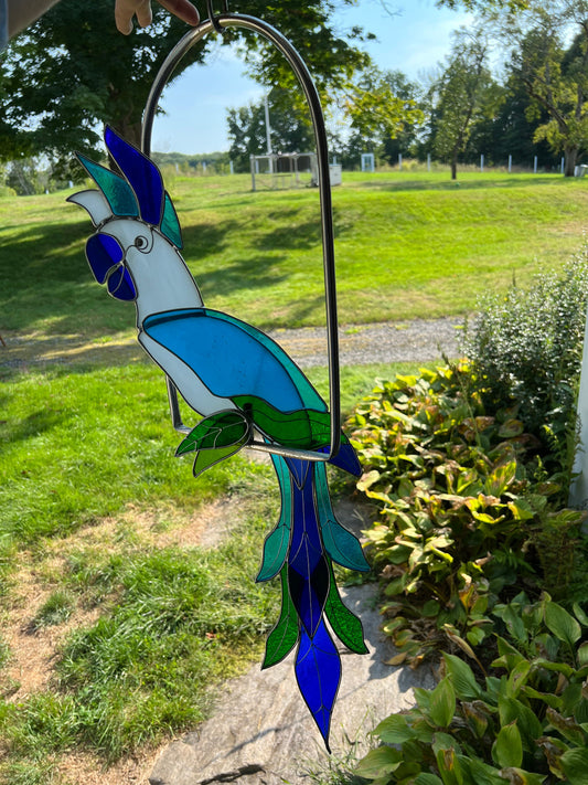 Large Stained Glass Parrot Suncatcher on Stand, Vintage Tiffany Style Glass Artwork, Colored Glass, Blue, Green, White, Hanging Animal Art