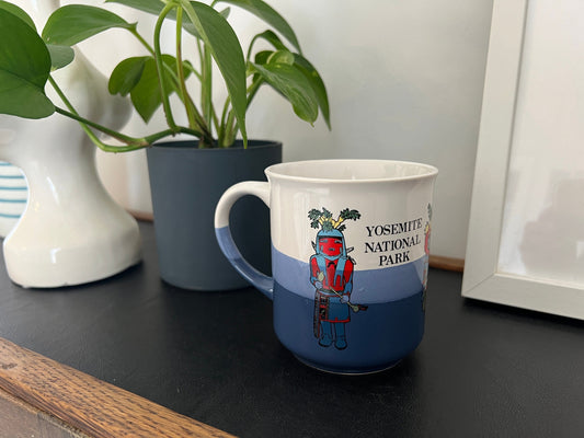Vintage Yosemite National Park Mug Coffee, Blue tea Mug in Exceptional Condition