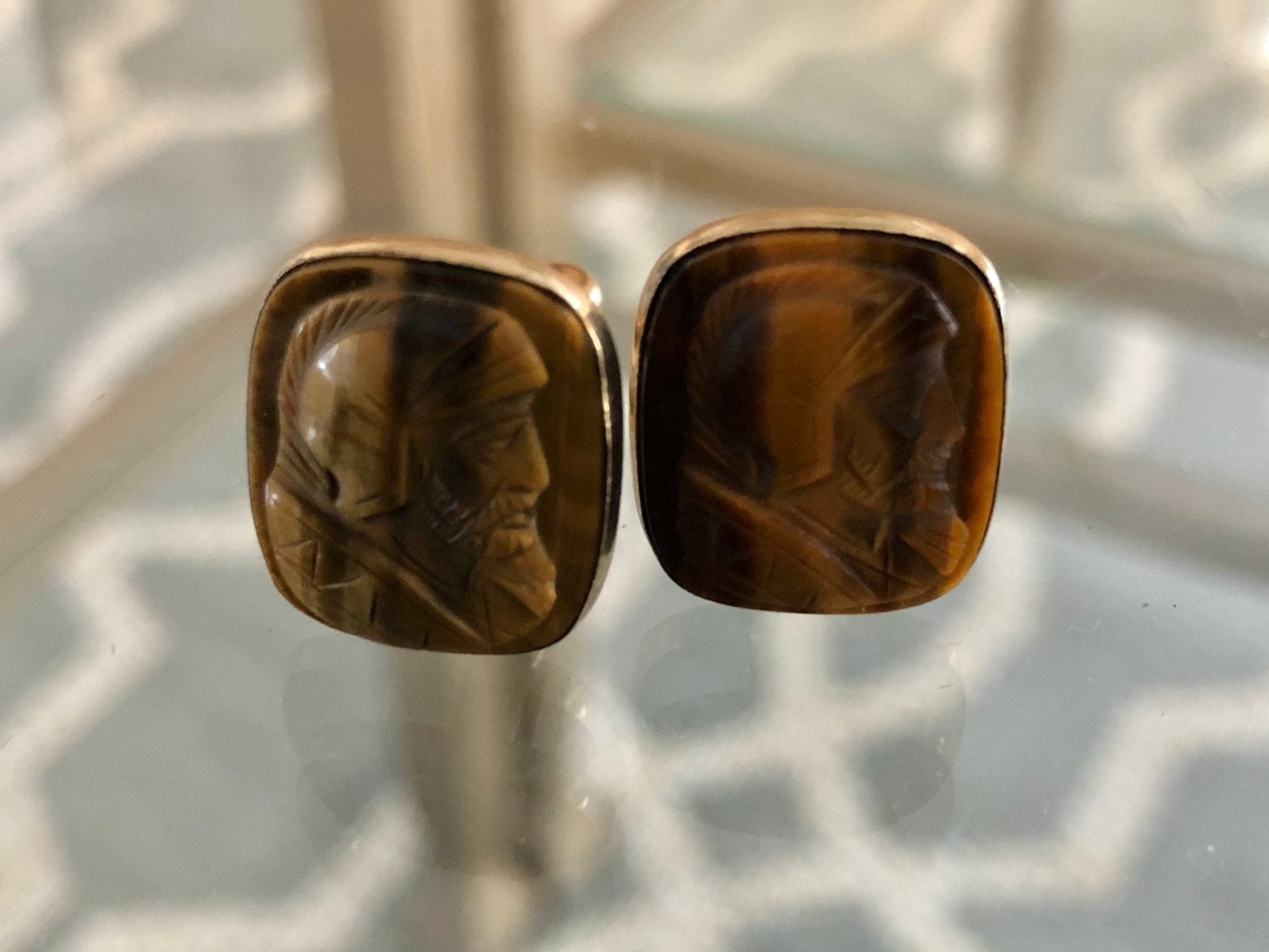 Lamode 10K Gold Filled Carved Tiger Eye Warrior Cameo Cufflinks — 1/20 10K GF, c. 1950s–60s - Loom Vintage