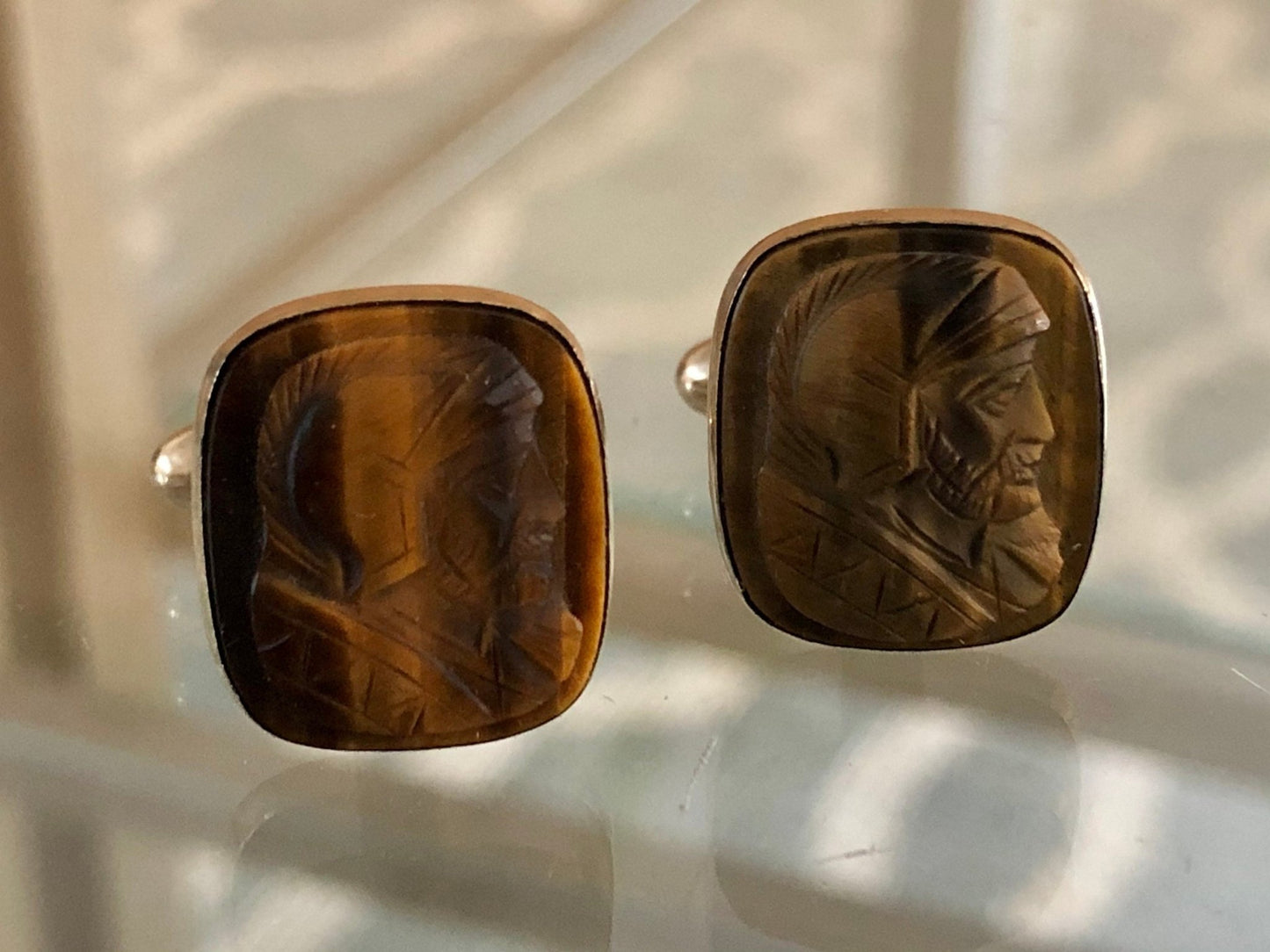 Lamode 10K Gold Filled Carved Tiger Eye Warrior Cameo Cufflinks — 1/20 10K GF, c. 1950s–60s - Loom Vintage