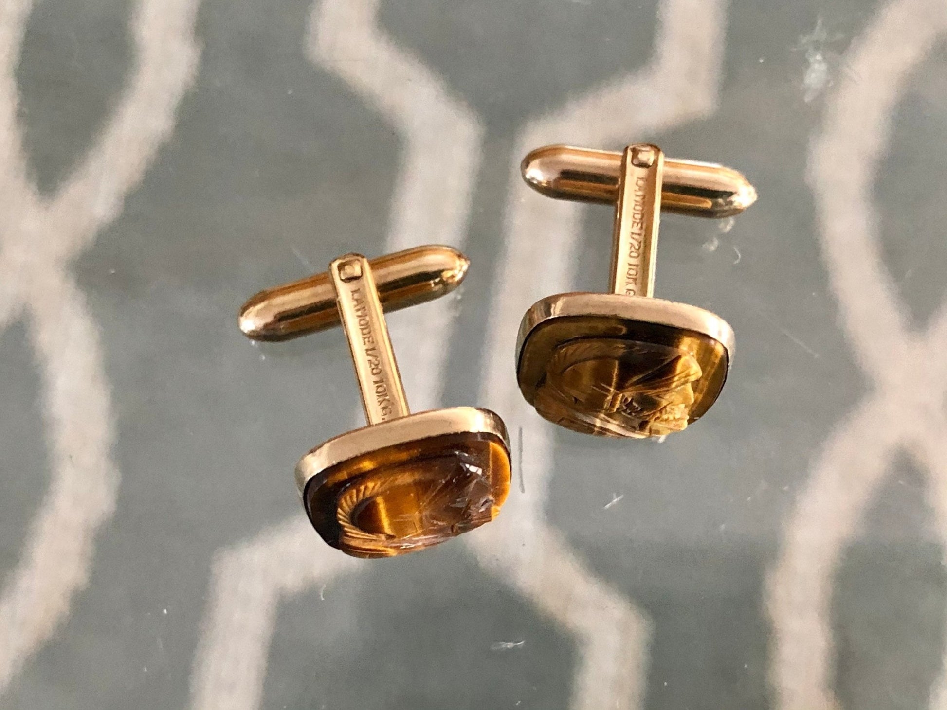 Lamode 10K Gold Filled Carved Tiger Eye Warrior Cameo Cufflinks — 1/20 10K GF, c. 1950s–60s - Loom Vintage