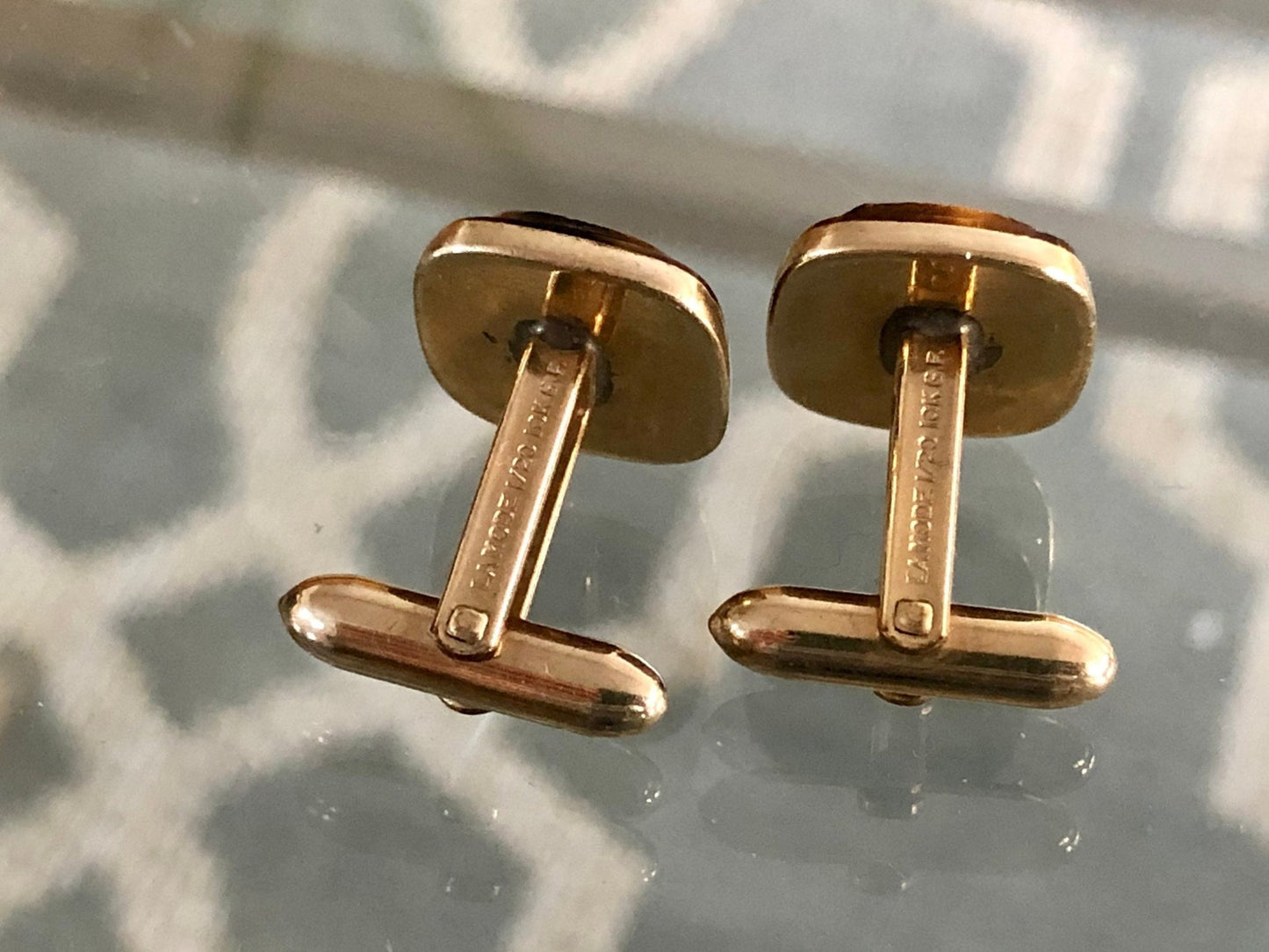 Lamode 10K Gold Filled Carved Tiger Eye Warrior Cameo Cufflinks — 1/20 10K GF, c. 1950s–60s - Loom Vintage