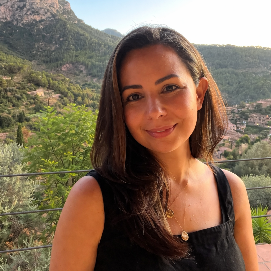 Lilly, founder of Loom Vintage in Fairfield CT