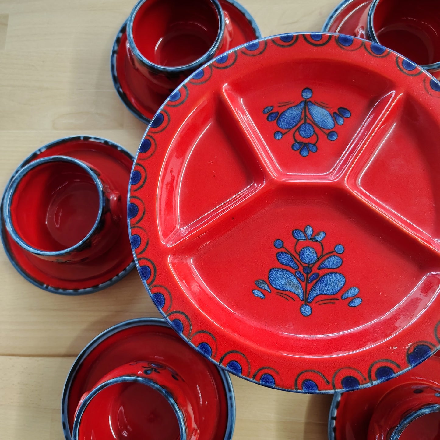 Schramberg SMF Germany Fondue Set — Red Glaze & Folk Motif, Service for 6