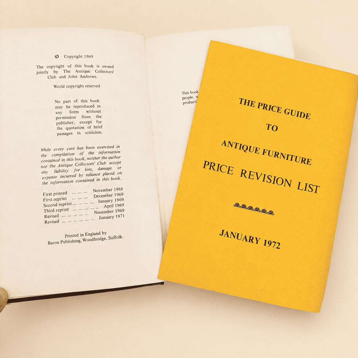The Price Guide to Antique Furniture — John Andrews