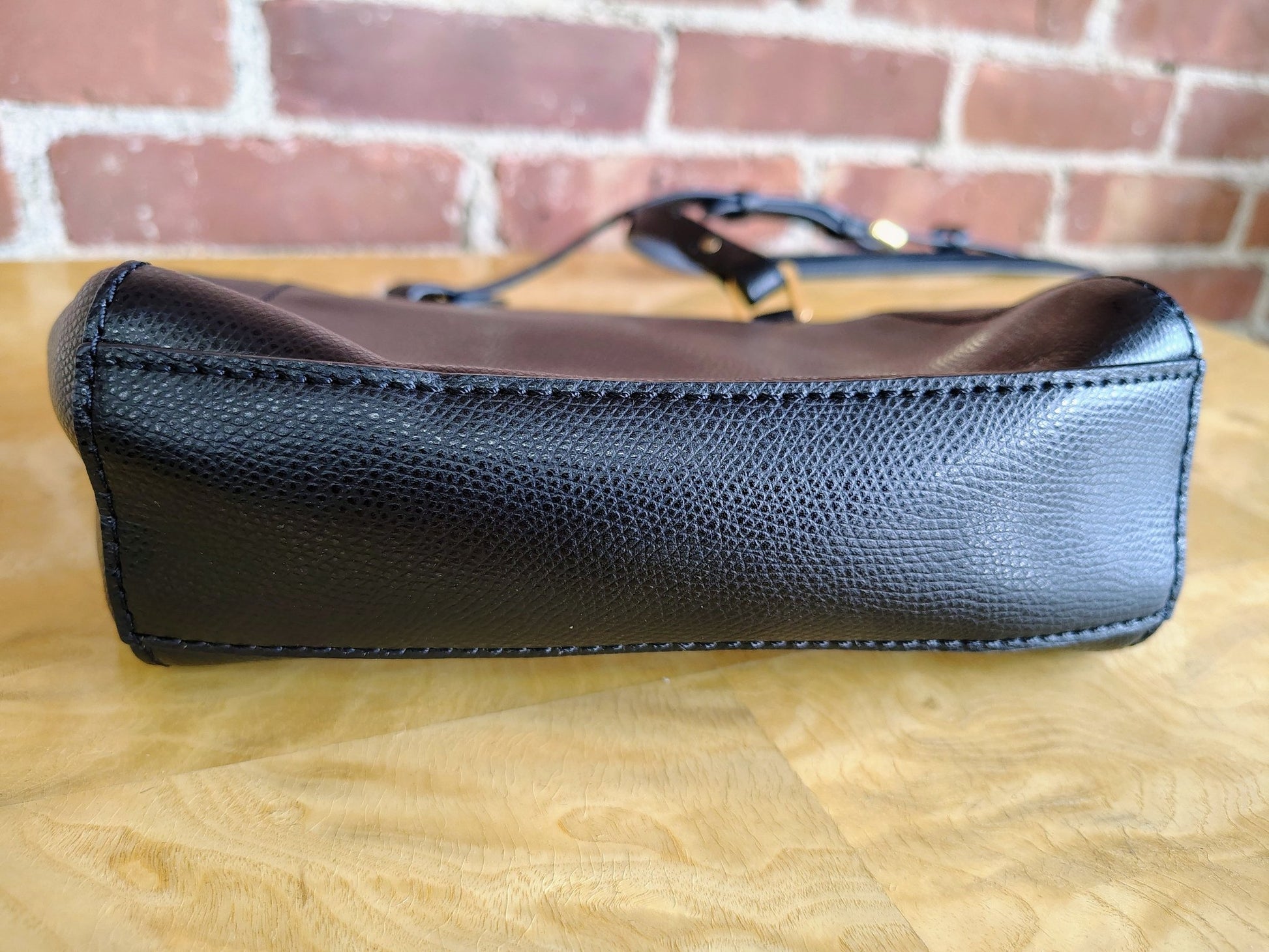 Ralph Lauren Whitby Black Leather Crossbody Bag – 1980s - Loom Vintage