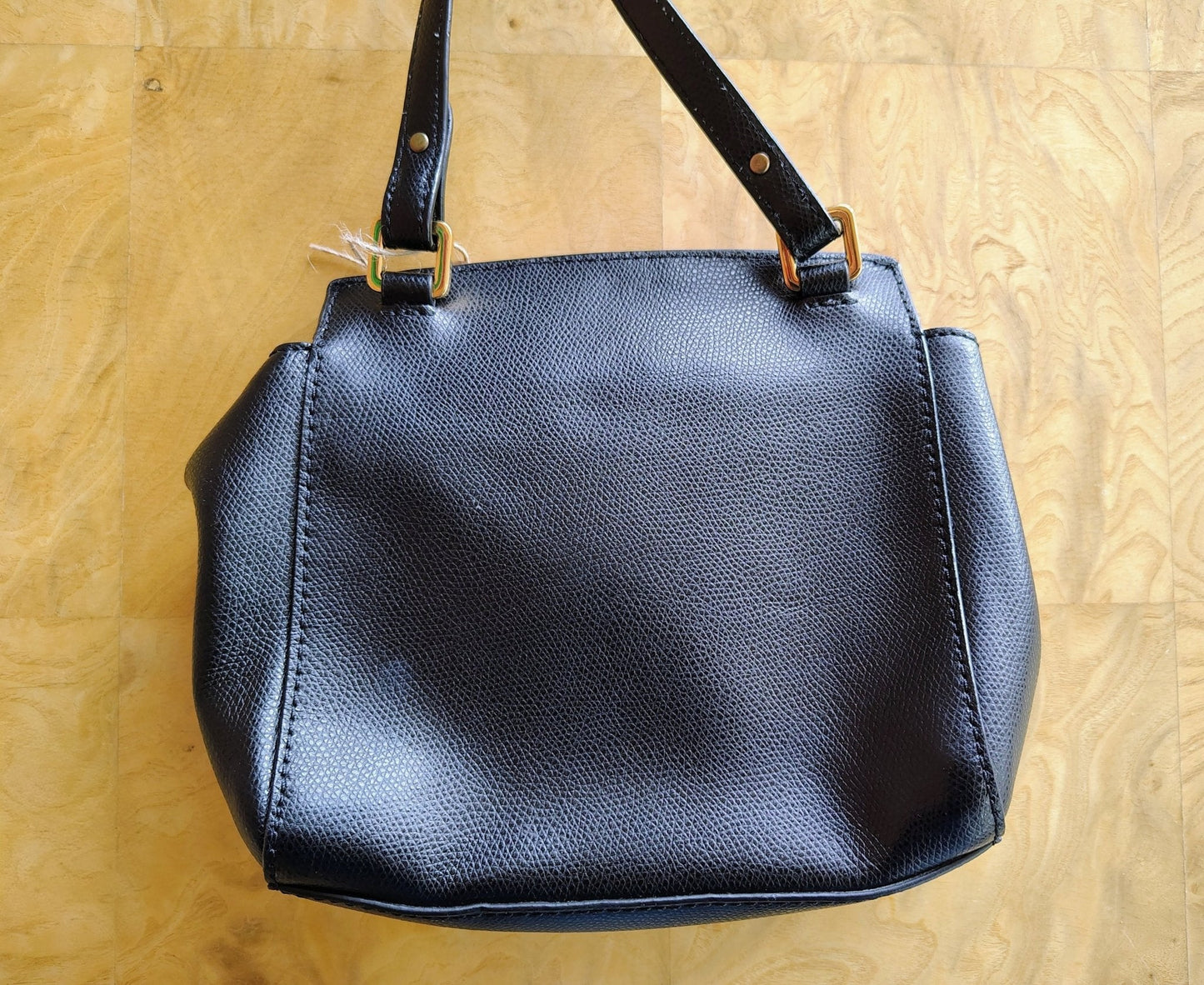 Ralph Lauren Whitby Black Leather Crossbody Bag — Pebbled Leather, Gold Hardware, 1980s - Loom Vintage