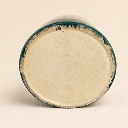 Unglazed bottom of Robinson Ransbottom crock