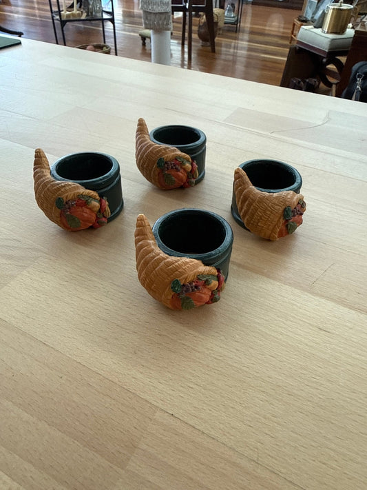 Set of 4 Cornucopia Thanksgiving Napkin Rings - Loom Vintage