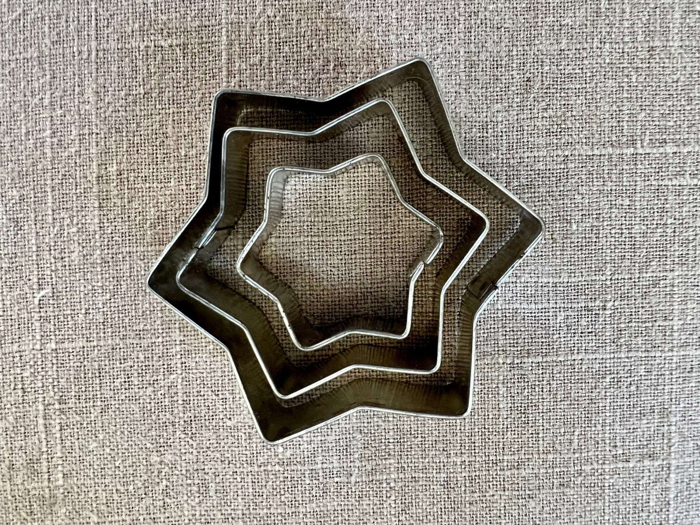 Set of 6 Vintage Aluminum Cookie Cutters - 3 Heart and 3 Hexagram Star - Loom Vintage