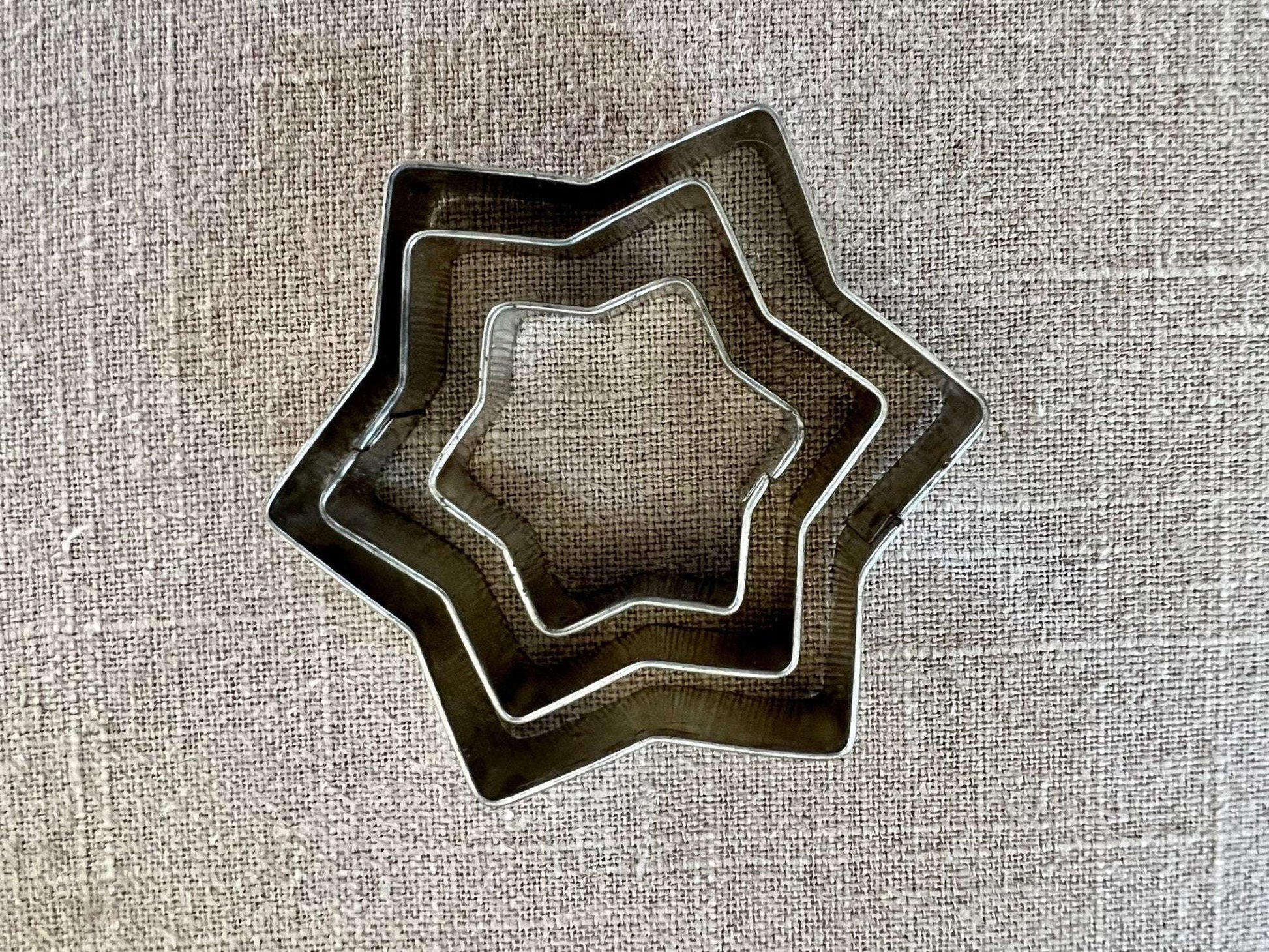 Set of 6 Vintage Aluminum Cookie Cutters - 3 Heart and 3 Hexagram Star - Loom Vintage