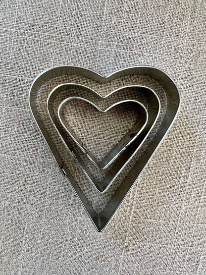 Set of 6 Vintage Aluminum Cookie Cutters - 3 Heart and 3 Hexagram Star - Loom Vintage