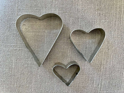 Set of 6 Vintage Aluminum Cookie Cutters - 3 Heart and 3 Hexagram Star - Loom Vintage