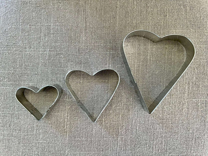 Set of 6 Vintage Aluminum Cookie Cutters - 3 Heart and 3 Hexagram Star - Loom Vintage