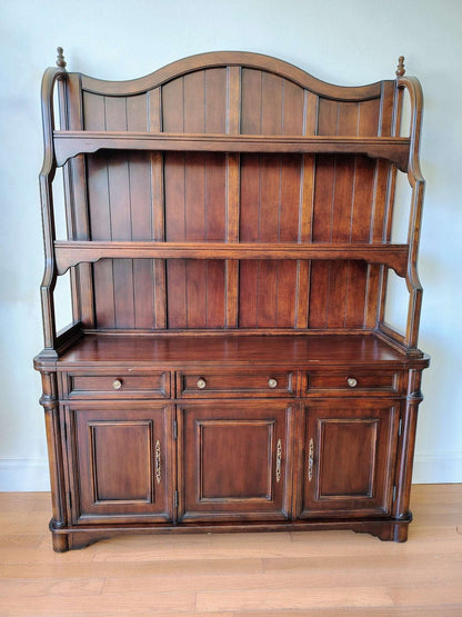 Seven Seas by Hooker Furniture Cherry Hutch & Buffet Sideboard - Loom Vintage