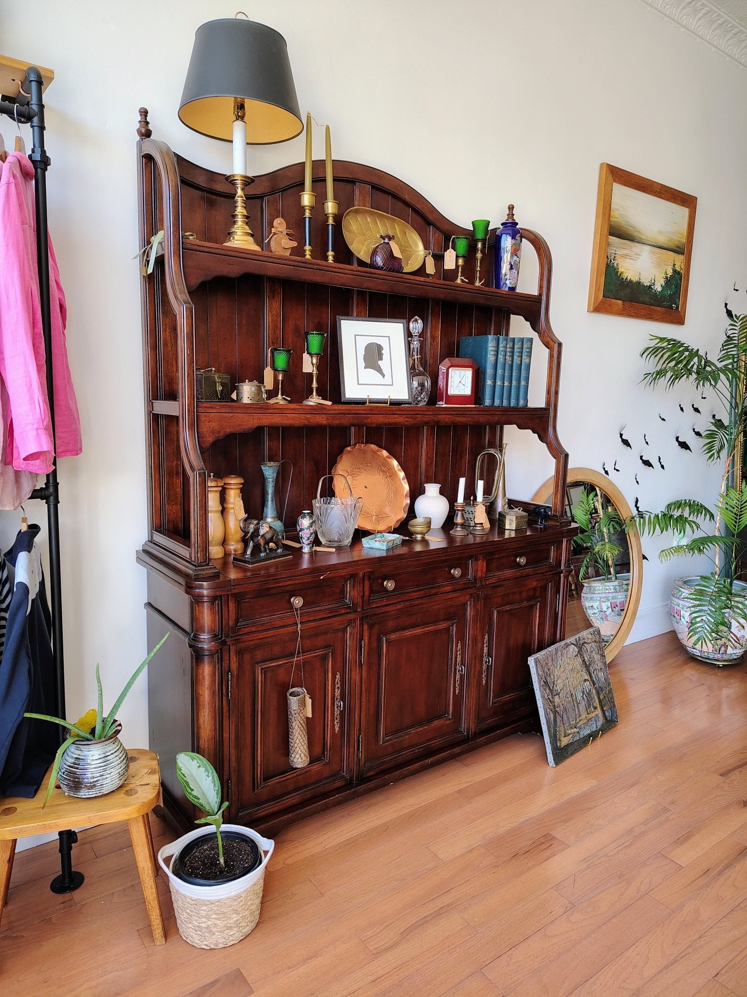 Seven Seas by Hooker Furniture Cherry Hutch & Buffet Sideboard - Loom Vintage