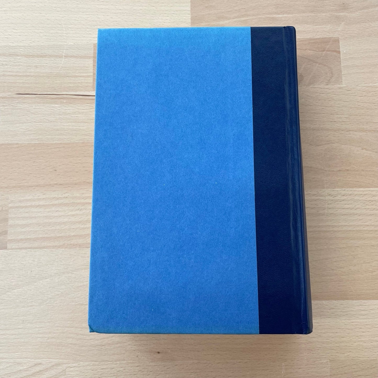 The Treasury of American Poetry – Hardcover Anthology of U.S. Poets - Loom Vintage