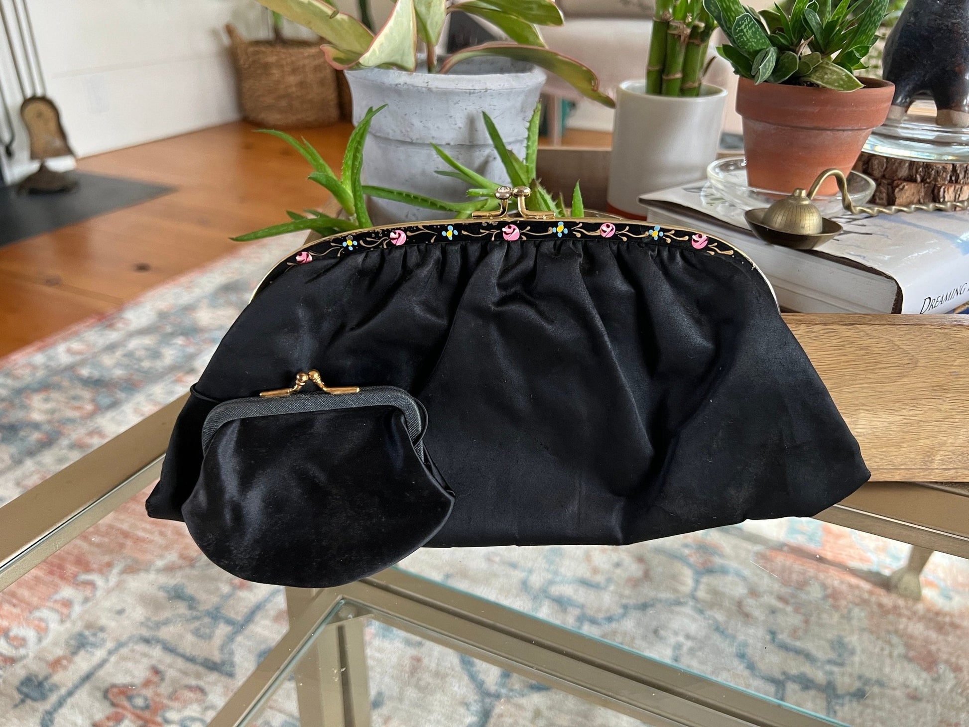 Vintage 1950s - 60s Black Clutch with Coin Purse, Kiss Clasp, Evening Wear, Handbag, Purse, Hand Painted Detailing - Loom Vintage