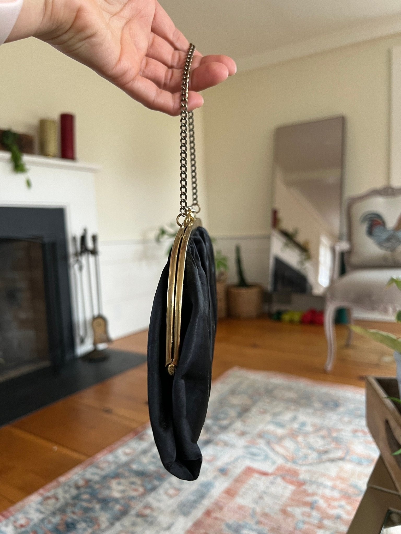Vintage 1950s - 60s Black Clutch with Coin Purse, Kiss Clasp, Evening Wear, Handbag, Purse, Hand Painted Detailing - Loom Vintage