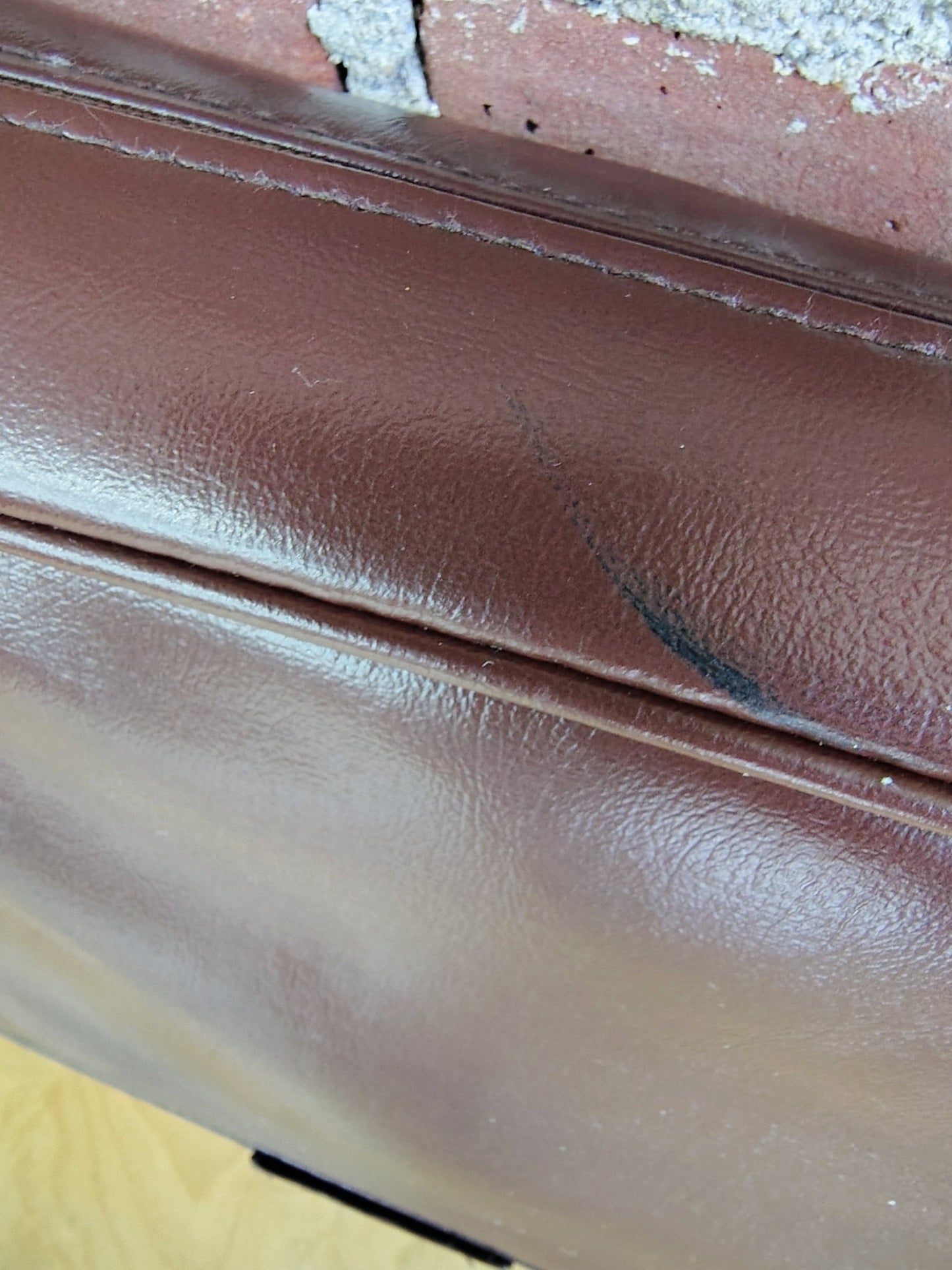 Vintage 1980s Reddish Brown Leather Travel Set with Umbrella – Made in Korea (Unused) - Loom Vintage