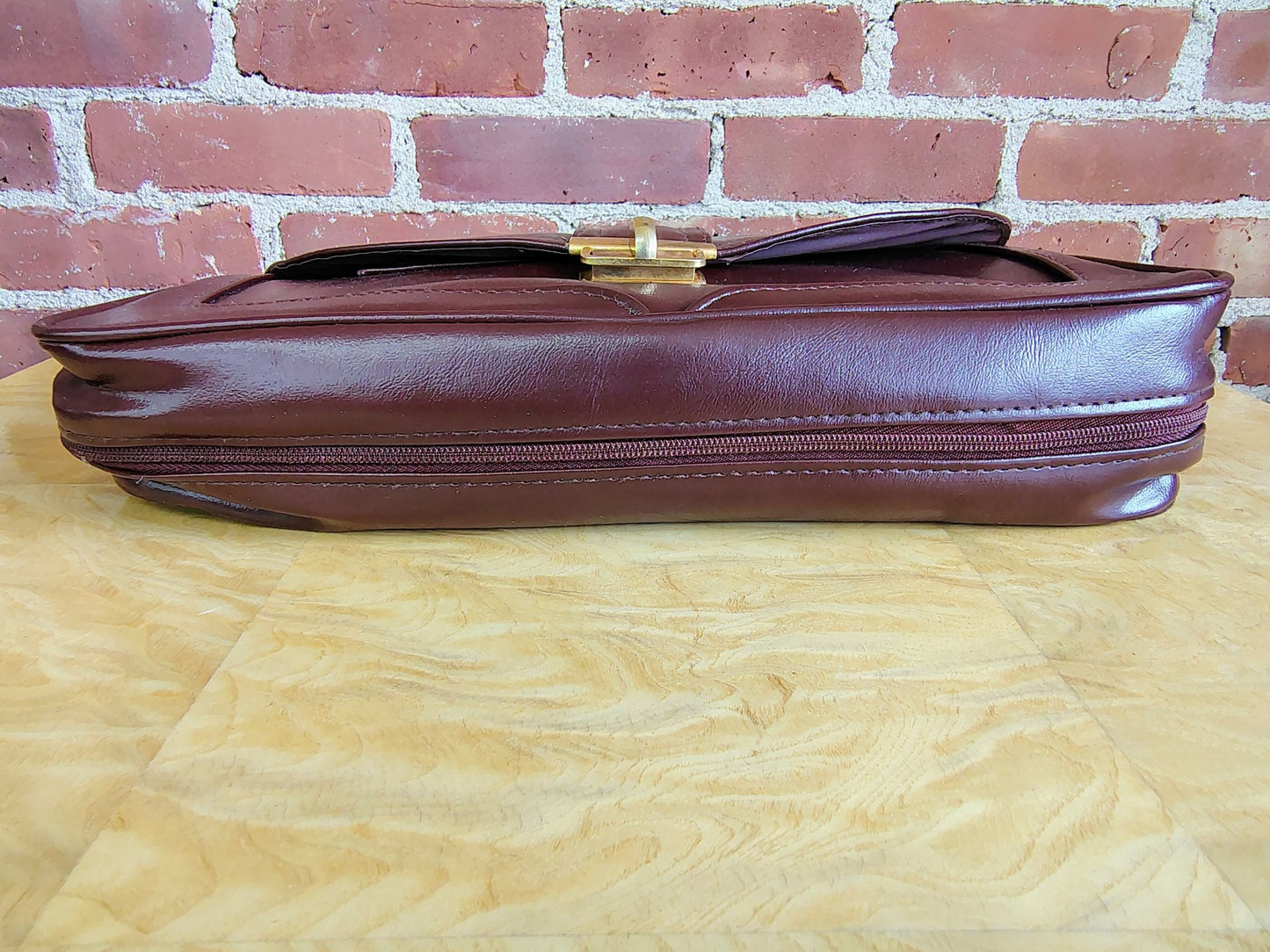 Vintage 1980s Reddish Brown Leather Travel Set with Umbrella – Made in Korea (Unused) - Loom Vintage