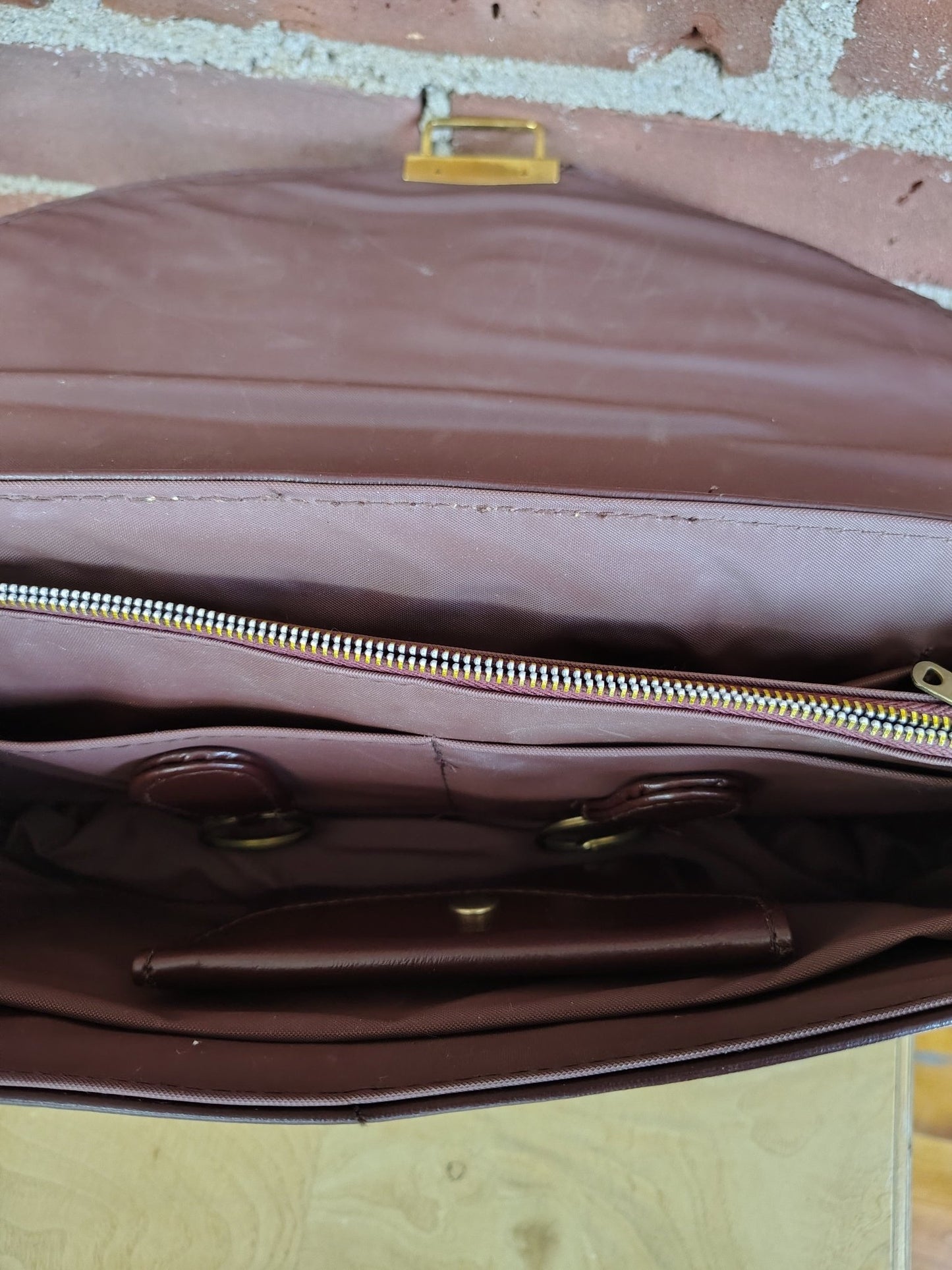Vintage 1980s Reddish Brown Leather Travel Set with Umbrella – Made in Korea (Unused) - Loom Vintage