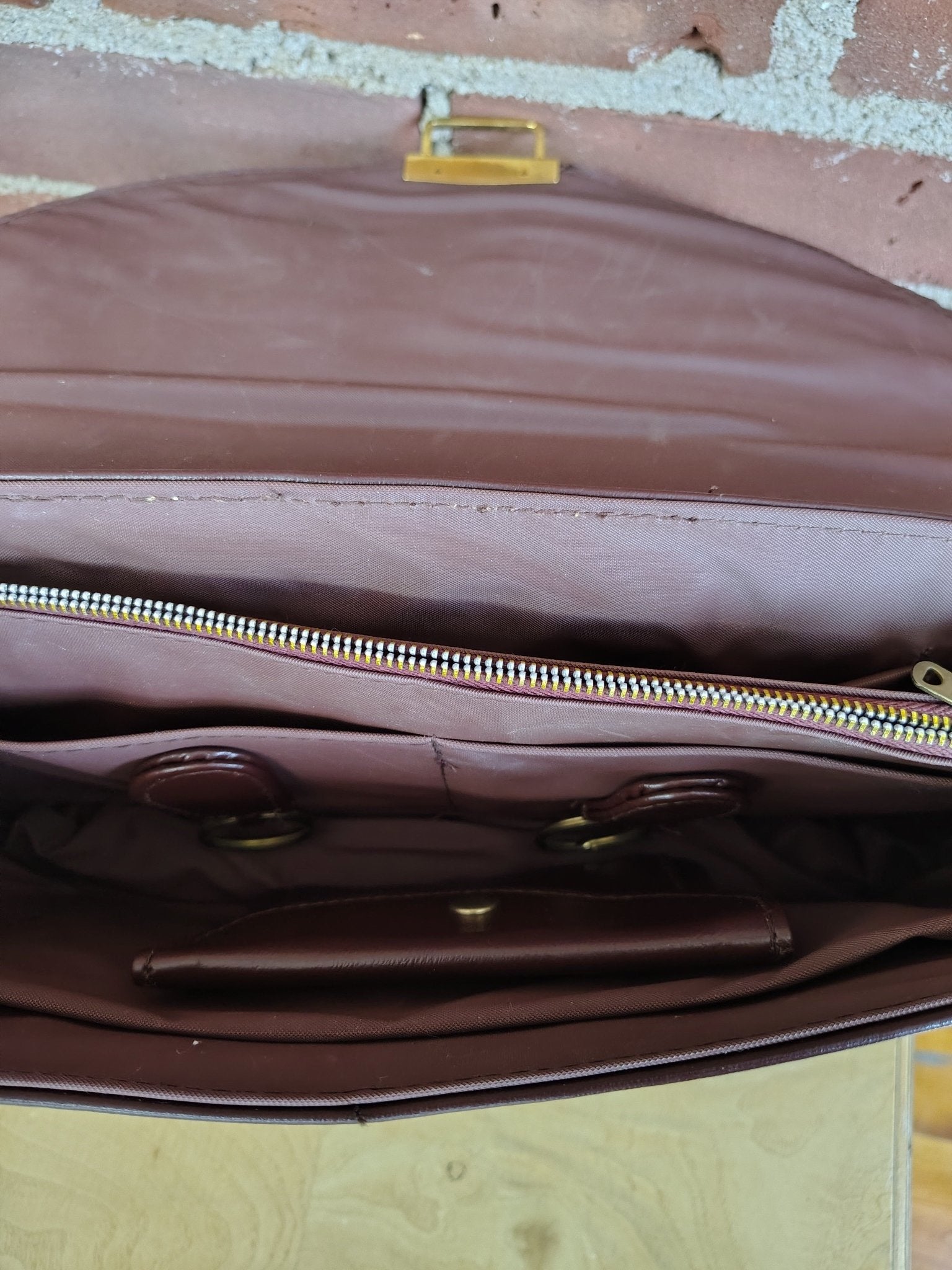 Vintage 1980s Reddish Brown Leather Travel Set with Umbrella – Made in Korea (Unused) - Loom Vintage